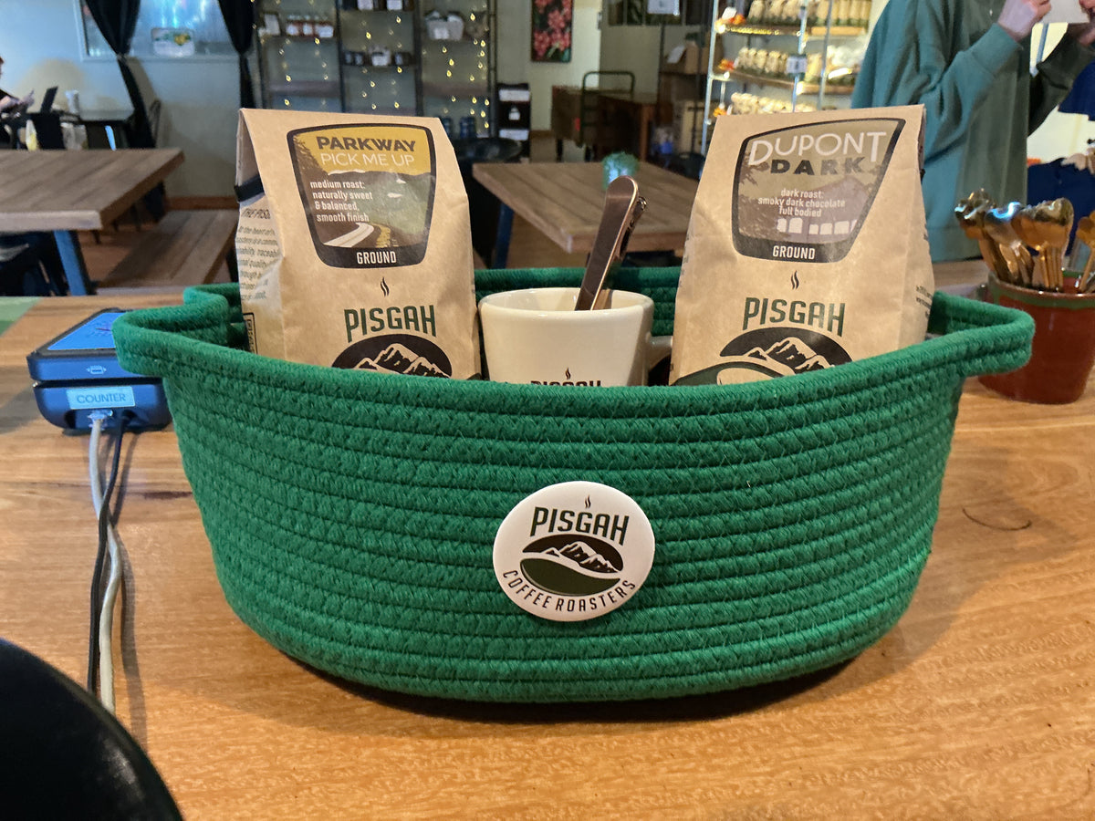 Classic gift basket
